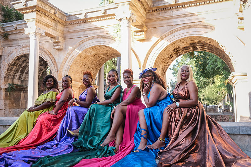 Flying Dress Group Photo Shoot in Antalya